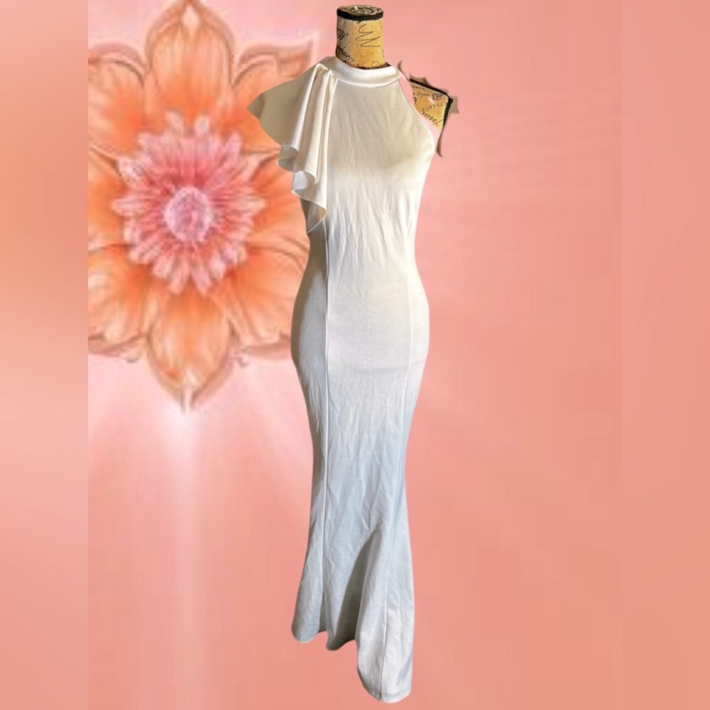 Elegant One-Shoulder White Maxi Dress